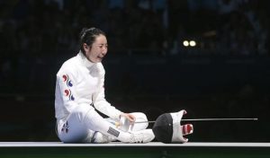 10 People Crying At The Olympics - Find Out Why-10